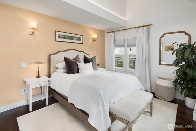 3249 27th Ave W, Seattle, WA 98199 - bedroom featuring wood finished floors and baseboards