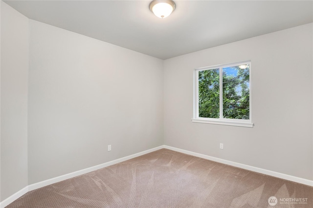 8438 Tacoma Ave S, Tacoma, WA 98444 - carpeted empty room featuring baseboards