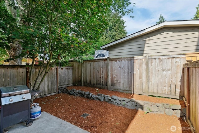 8450 25th Ave SW Unit B, Seattle, WA 98106 - view of fenced backyard