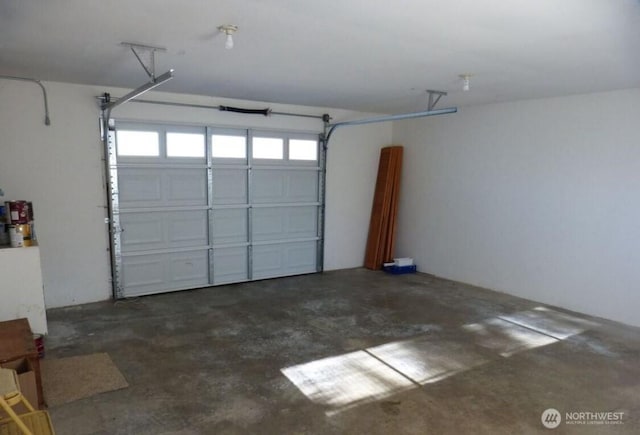1521 W 13th St, Port Angeles, WA 98363 - view of garage