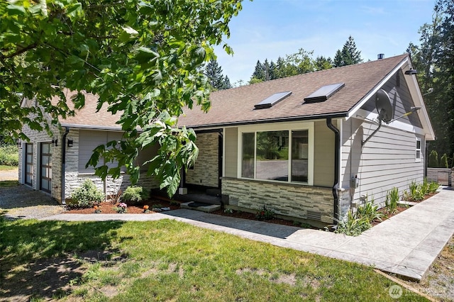 22526 251st Ave SE, Maple Valley, WA 98038 - ranch-style home featuring stone siding, roof with shingles, a front yard, and a garage