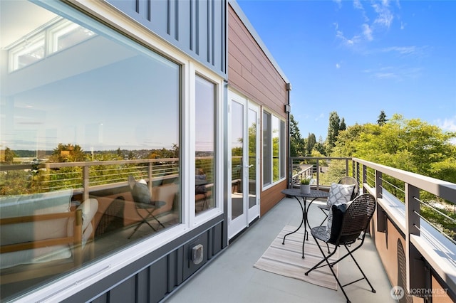 101 NW 58th St Unit 10, Seattle, WA 98107 - view of balcony
