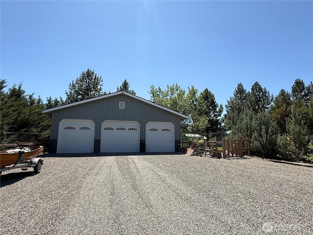 16 River Overlook St, Omak, WA 98841 - view of detached garage