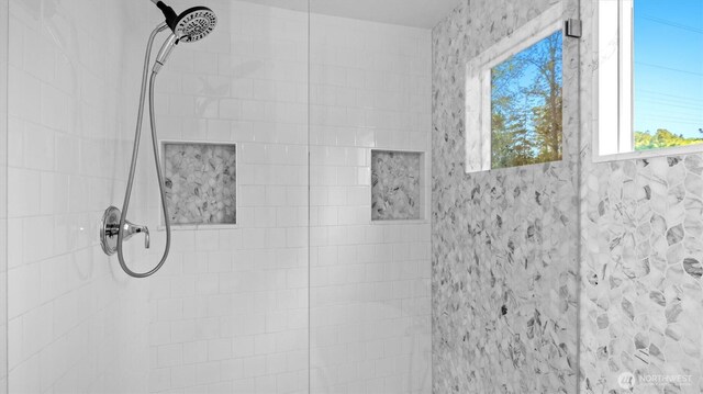10731 NE 108th St, Kirkland, WA 98033 - photo 32