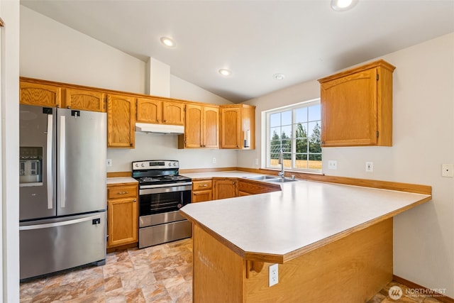 5436 180th Ave SW, Rochester, WA 98579 - kitchen featuring appliances with stainless steel finishes, under cabinet range hood, a peninsula, recessed lighting, and light countertops
