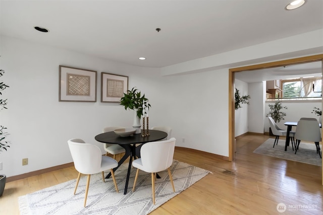 10135 NE 64th St Unit A, Kirkland, WA 98033 - dining area featuring recessed lighting and light wood finished floors