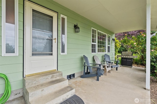 127 Springbrook Dr, Chehalis, WA 98532 - porch with area for grilling and entry steps