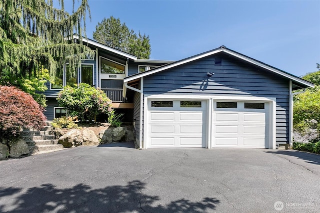 11520 3rd Ave NW, Seattle, WA 98177 - garage featuring asphalt driveway