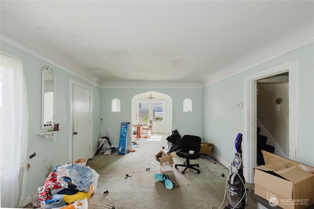 7936 E Main St, Port Orchard, WA 98366 - living area featuring arched walkways and ornamental molding