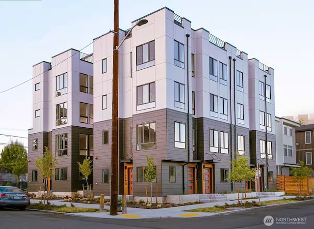 1300 E Remington Ct Unit A, Seattle, WA 98122 - view of building exterior