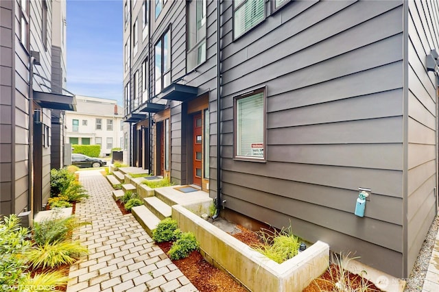 1300 E Remington Ct Unit A, Seattle, WA 98122 - view of side of property
