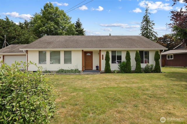 421 E Marion St, Aberdeen, WA 98520 - ranch-style home featuring a garage, a front lawn, and roof with shingles
