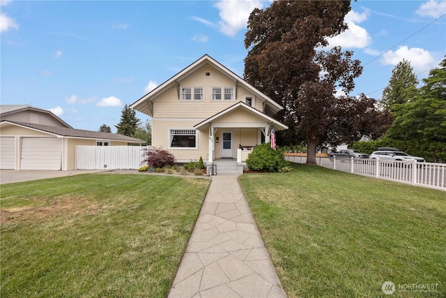 902 Washington St, Wenatchee, WA 98801 - view of front facade featuring a porch, concrete driveway, and an attached garage
