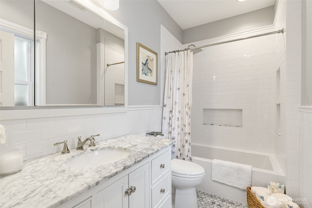 2707 4th Ave W, Seattle, WA 98119 - bathroom featuring vanity, shower / bath combination with curtain, and tile patterned floors