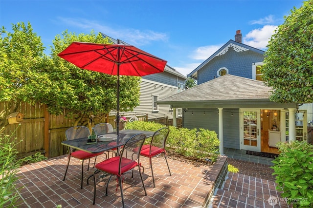 2707 4th Ave W, Seattle, WA 98119 - view of patio featuring outdoor dining area