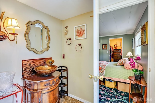 16300 NE State Highway 305 Unit 18, Poulsbo, WA 98370 - bathroom with baseboards