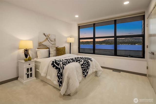 3840 E Mercer Way, Mercer Island, WA 98040 - carpeted bedroom featuring recessed lighting
