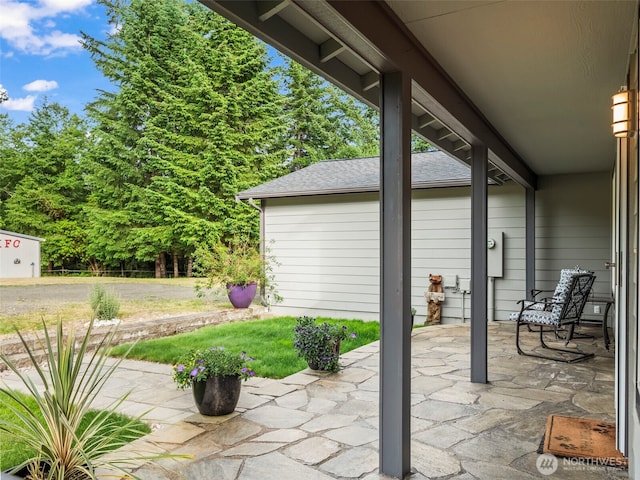 101 E Carols Pl, Belfair, WA 98528 - view of patio / terrace
