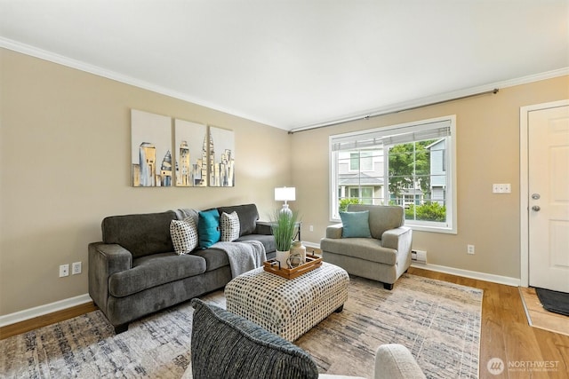 9414 Hancock Ave SE, Snoqualmie, WA 98065 - living area featuring crown molding and wood finished floors
