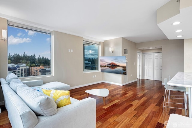 177 107th Ave NE Unit 1012, Bellevue, WA 98004 - living area featuring wood finished floors and recessed lighting