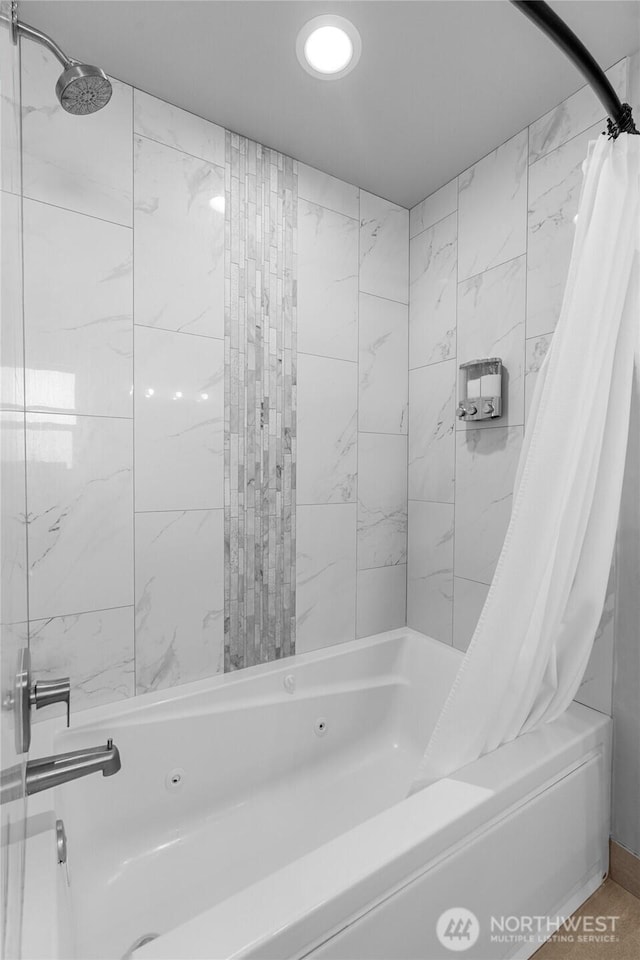 477 Ocean Shores Blvd SW, Ocean Shores, WA 98569 - full bath featuring shower / bathtub combination with curtain