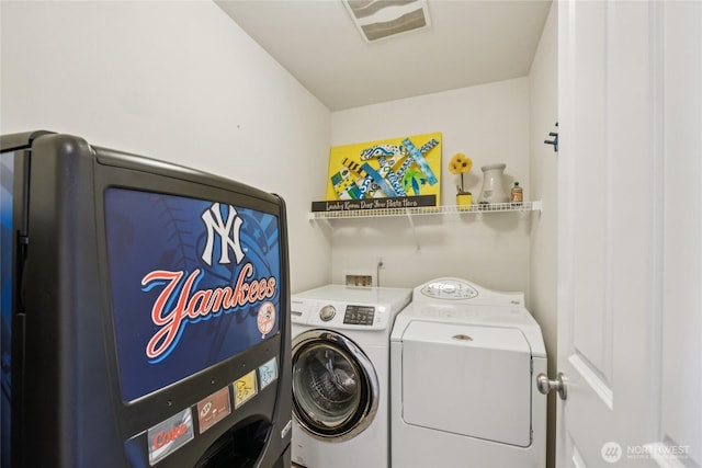 26707 NE 144th Ct, Duvall, WA 98019 - laundry area with independent washer and dryer
