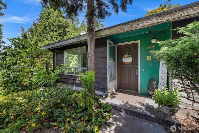 1412 N 40th St, Renton, WA 98056 - property entrance