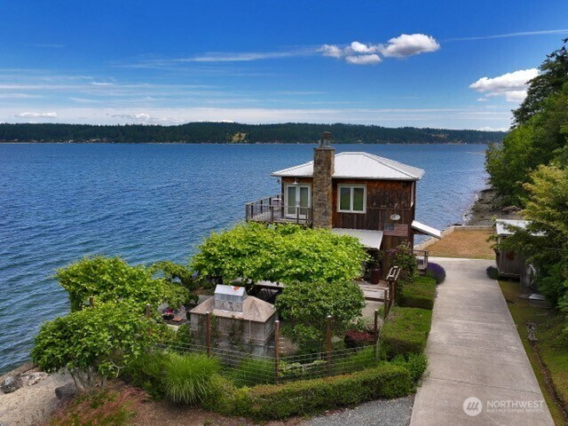 4415 Honeymoon Bay Rd, Greenbank, WA 98253 - photo 17