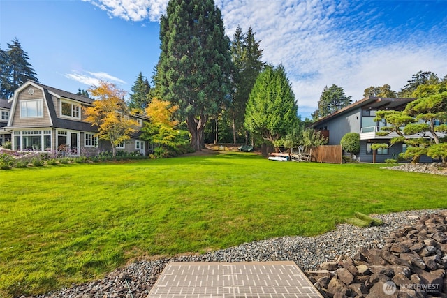 4662 95th Ave NE, Yarrow Point, WA 98004 - view of green lawn