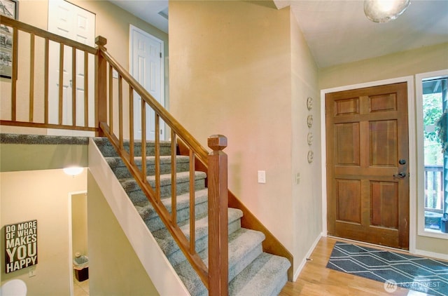 908 185th St SW, Lynnwood, WA 98037 - entryway with stairway and wood finished floors