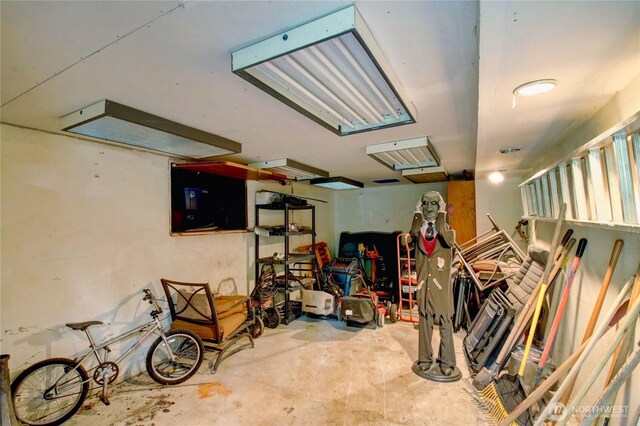 908 185th St SW, Lynnwood, WA 98037 - view of basement