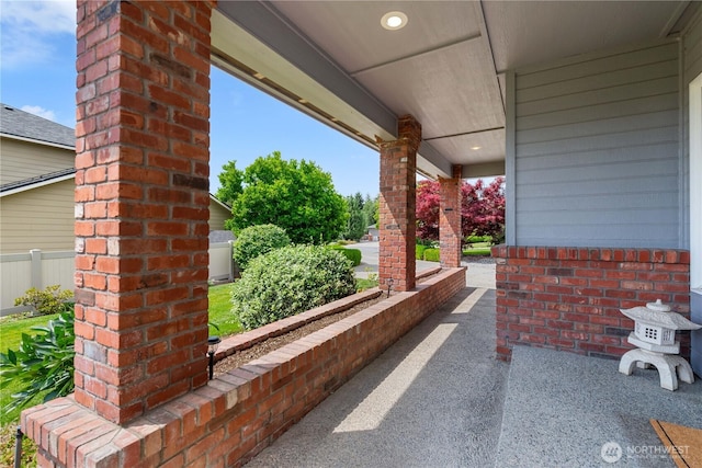 840 Amy Ct, East Wenatchee, WA 98802 - view of porch