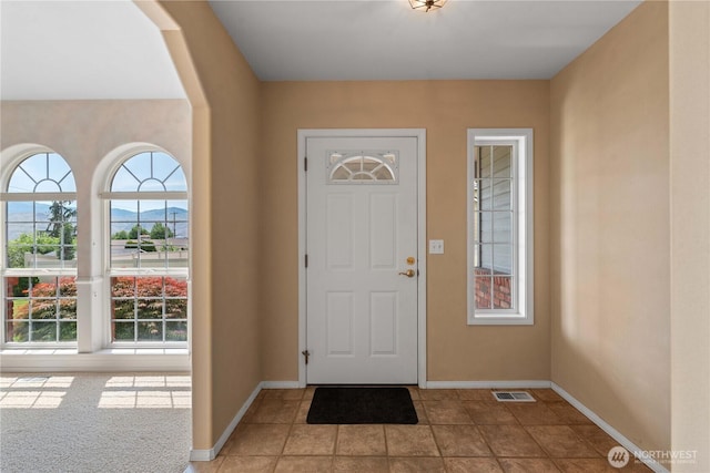 840 Amy Ct, East Wenatchee, WA 98802 - foyer with baseboards