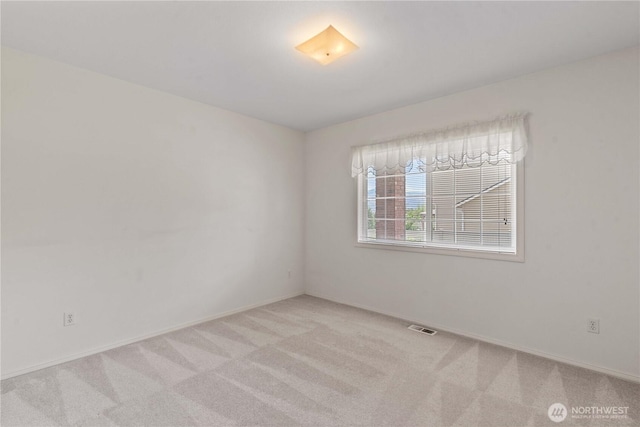 840 Amy Ct, East Wenatchee, WA 98802 - carpeted empty room with baseboards