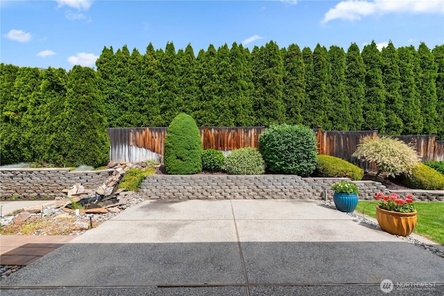 840 Amy Ct, East Wenatchee, WA 98802 - view of patio / terrace