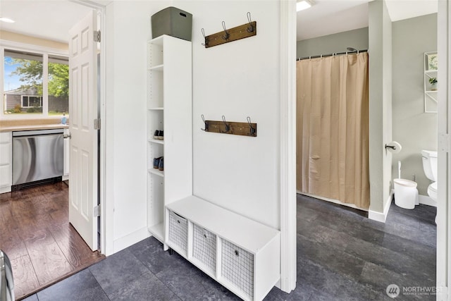 825 Main St, Lynden, WA 98267 - mudroom with baseboards
