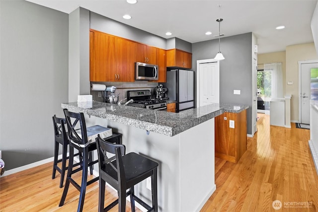 143 Sky Ridge Rd NW Unit 102, Issaquah, WA 98027 - photo 8