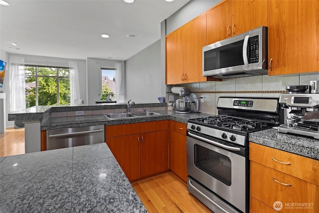 143 Sky Ridge Rd NW Unit 102, Issaquah, WA 98027 - photo 11