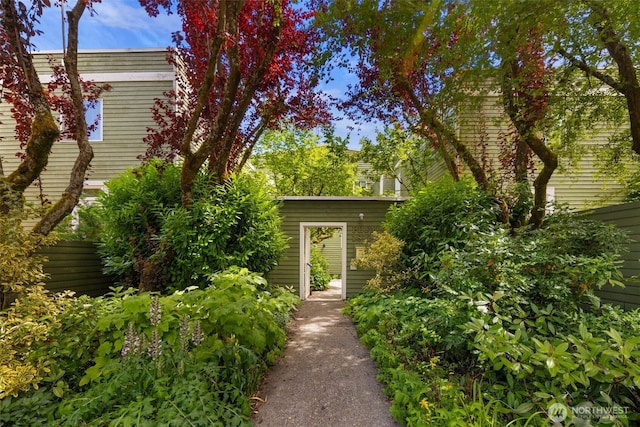 1812 25th Ave Unit C, Seattle, WA 98122 - entrance to property