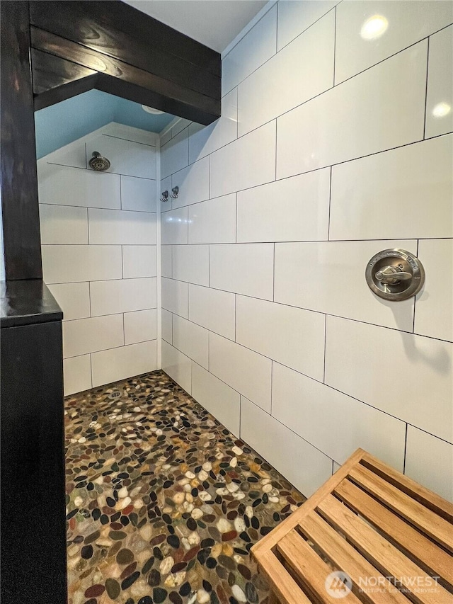 242 Morton St, Sumas, WA 98295 - bathroom featuring stone flooring and tiled shower