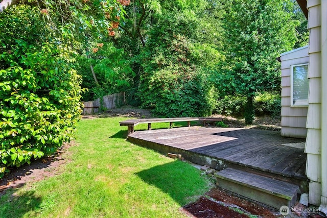 10022 8th Ave NE, Seattle, WA 98125 - view of yard with a wooden deck
