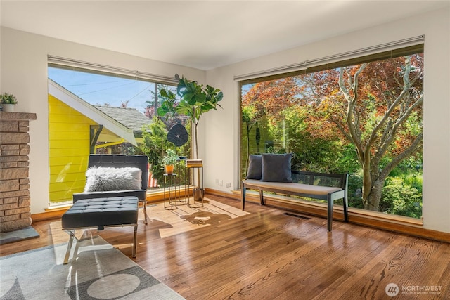 2842 NW 67th St, Seattle, WA 98117 - sitting room with wood finished floors