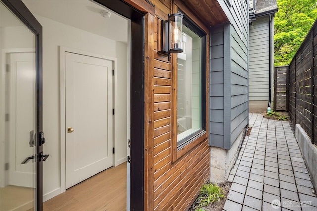 1244 15th Ave E Unit 9, Seattle, WA 98112 - property entrance