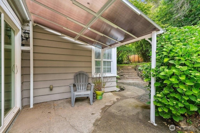 4431 SW Kenyon Pl, Seattle, WA 98136 - view of patio / terrace
