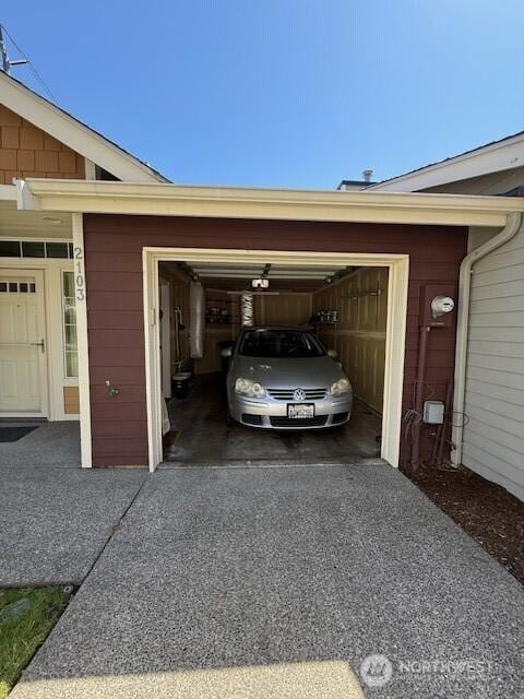 2103 Tacoma Ct, Tacoma, WA 98405 - garage with driveway