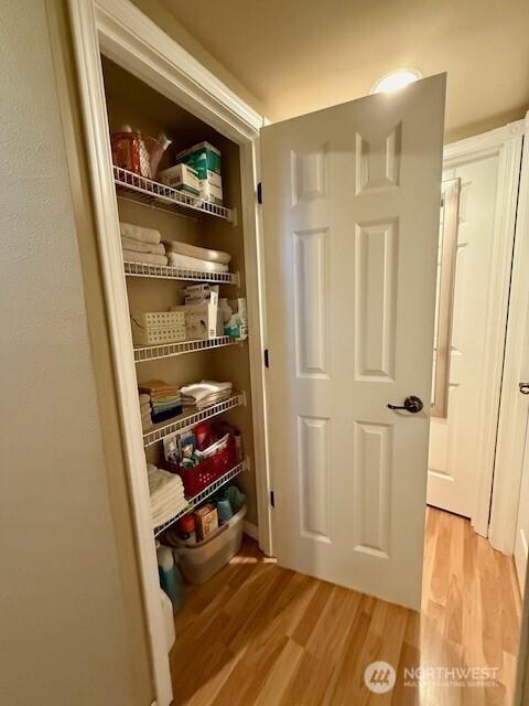 2103 Tacoma Ct, Tacoma, WA 98405 - view of pantry
