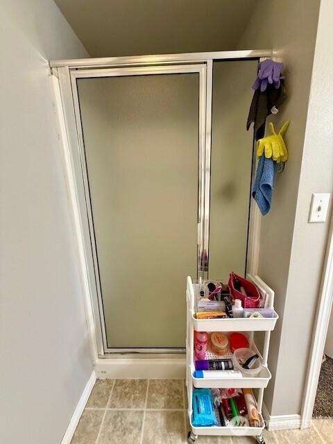 2103 Tacoma Ct, Tacoma, WA 98405 - full bath with a stall shower and tile patterned flooring