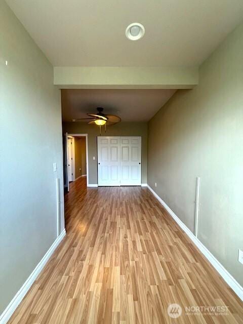 2103 Tacoma Ct, Tacoma, WA 98405 - spare room with light wood-style floors and a ceiling fan