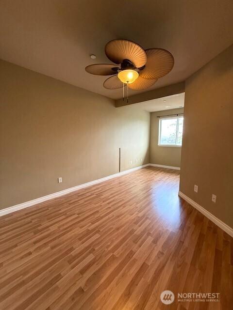 2103 Tacoma Ct, Tacoma, WA 98405 - spare room featuring wood finished floors and a ceiling fan