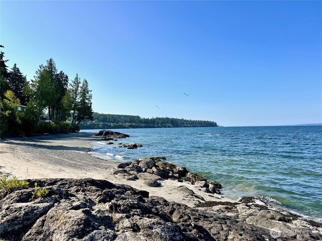 144 E Hemlock St, Port Ludlow, WA 98365